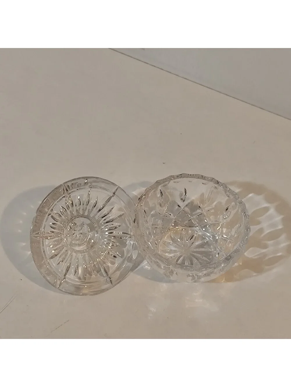 vintage crystal sugar bowl with lid Excellent Condition